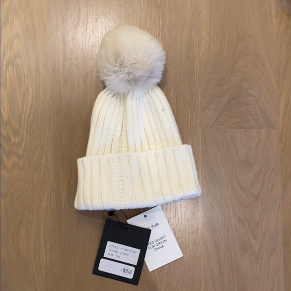 Adrienne Landau Ivory Knit Hat w/ Fur Pom *NWT*